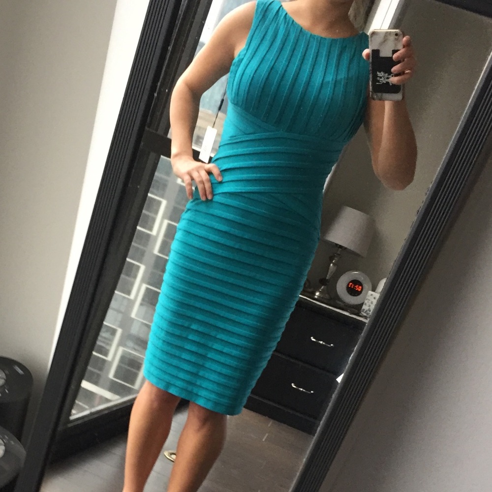 Turquoise Formfitting Cocktail Dress